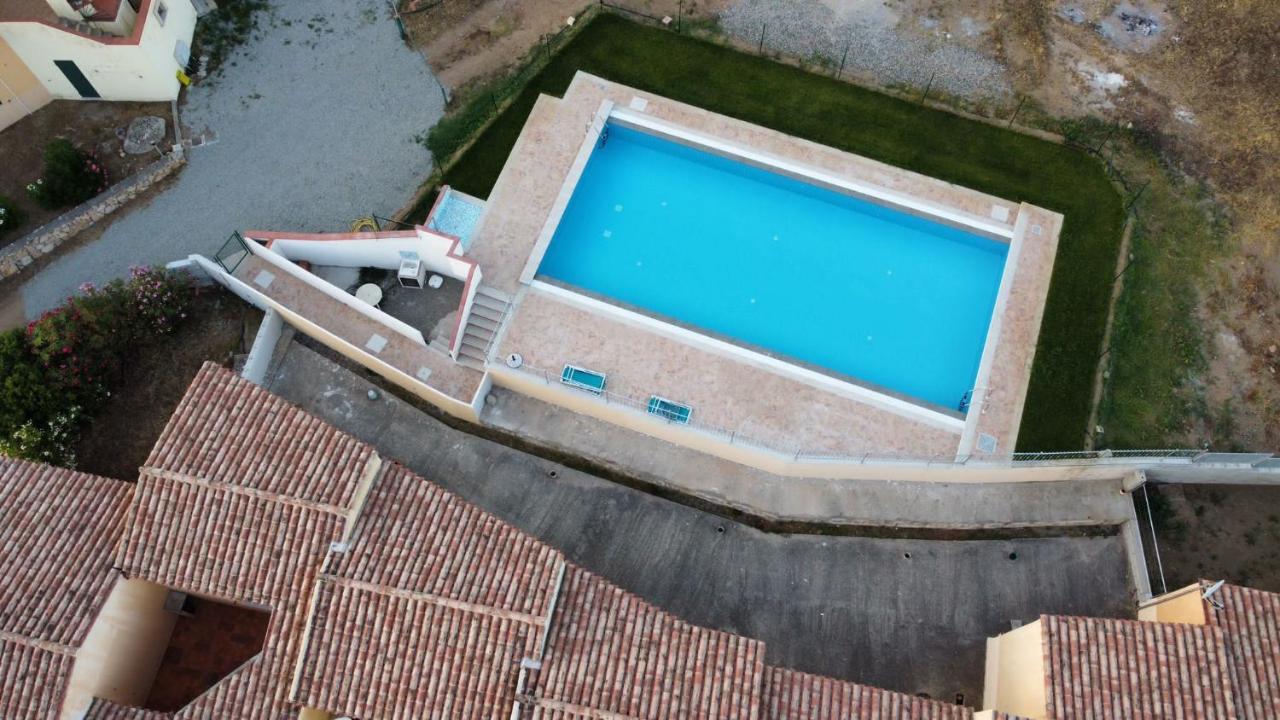 Residence Baia Sant Anna Con Piscina Tanaunella Luaran gambar